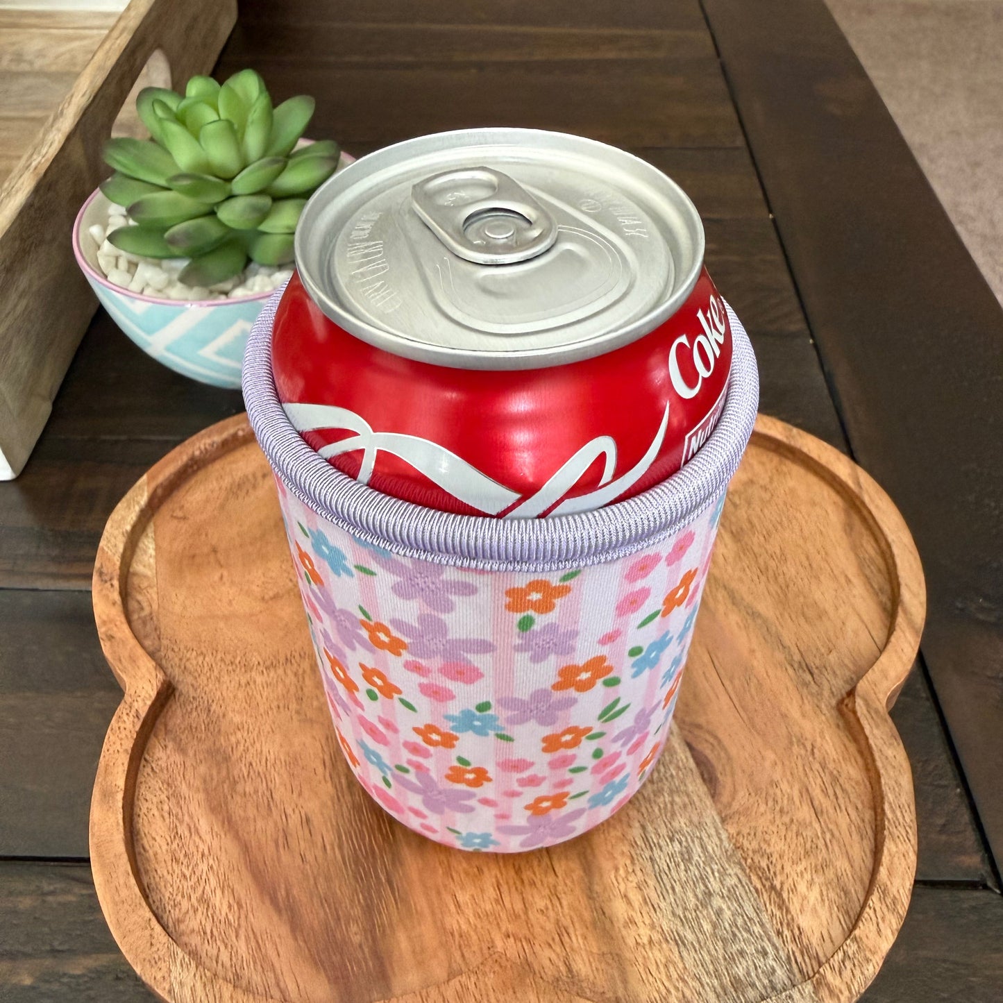 12oz Soda Can Sleeve with Floral Theme