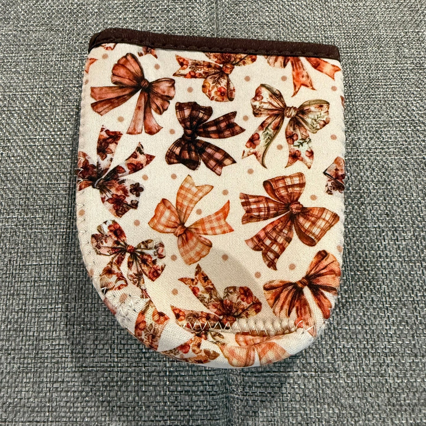 Brown Bows Reusable Cup Sleeve – Cozy, Stylish