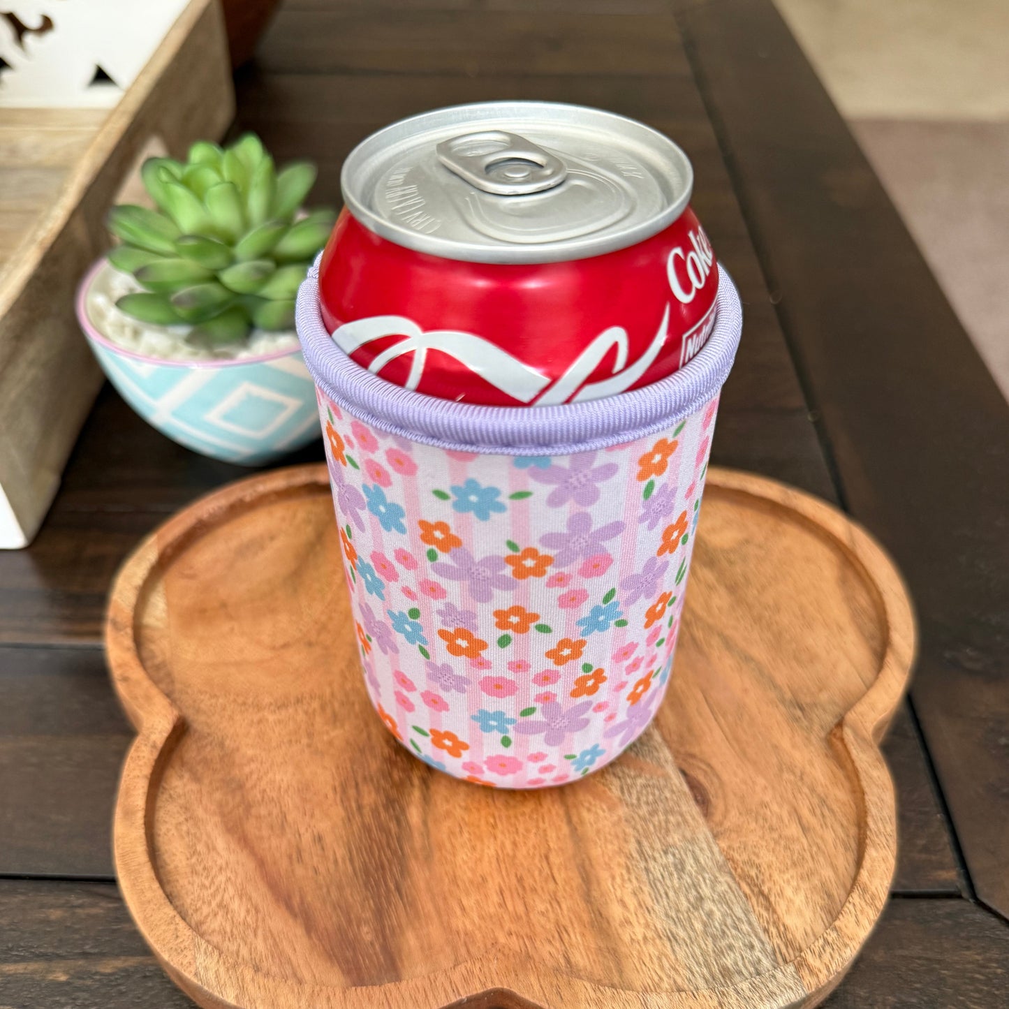 12oz Soda Can Sleeve with Floral Theme